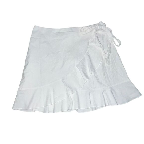 None Dresses & Skirts - Women's White Ruffle Wrap Skirt